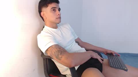 jhoan online show from November 13, 5:56 am