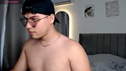 adan___tyler online show from October 20, 9:51 pm