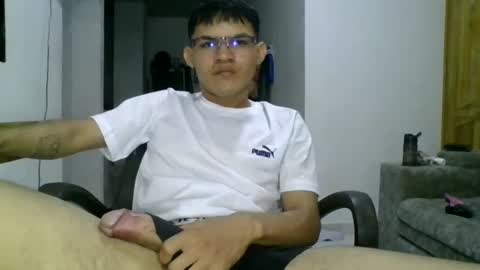 adrian018_ online show from January 8, 10:37 pm