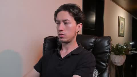 Adrian Williams online show from November 12, 11:53 pm