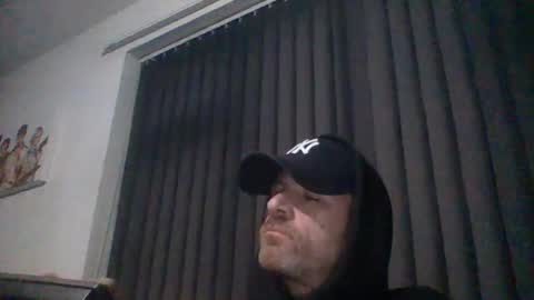 adz170578 online show from December 17, 10:32 pm