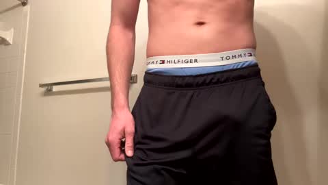 aeguy11 online show from February 4, 3:11 am