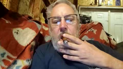 AFGuy71 online show from March 7, 6:44 am