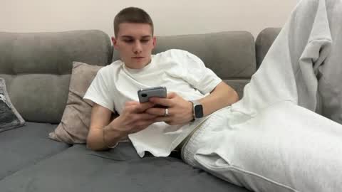 Mark online show from April 27, 8:14 pm