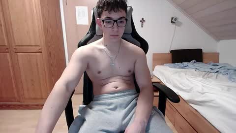 Lukas online show from November 27, 5:27 pm