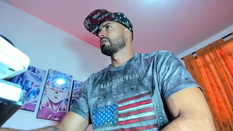 Aiden Brites online show from December 31, 12:04 pm