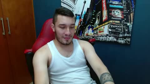 Snapshot of airon_blade chatting on December 30, 10:45 pm A I R O N online show from December 30, 10:45 pm