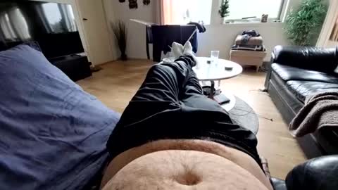 ak_2 online show from April 22, 7:46 am