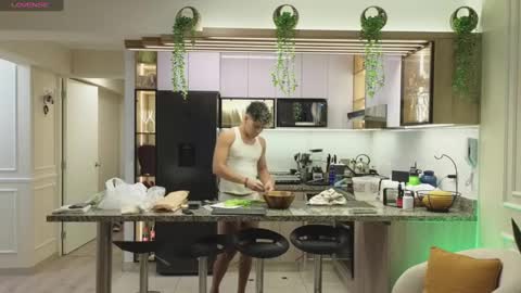 Al Fox  Miko Fortuni  online show from January 1, 1:26 am