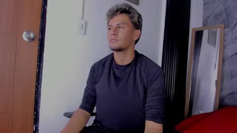 alan__smith online show from November 20, 8:40 pm