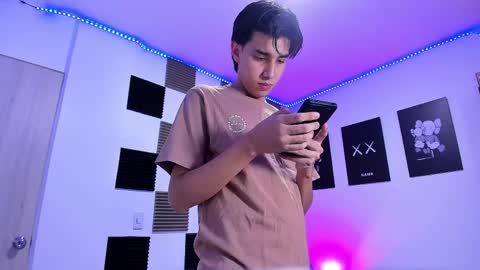 Alan Boy online show from March 23, 1:22 am