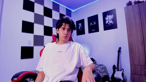 Alan Boy online show from November 3, 12:30 pm