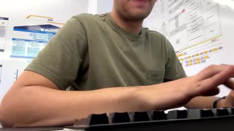 Alan online show from December 5, 3:19 pm