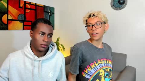 Alan and Criss - WE JUST FRIENDS WITH BENEFITS BOTH VERS online show from December 31, 2:51 am