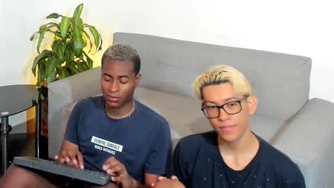 Alan and Criss - WE JUST FRIENDS WITH BENEFITS BOTH VERS online show from December 22, 3:44 pm