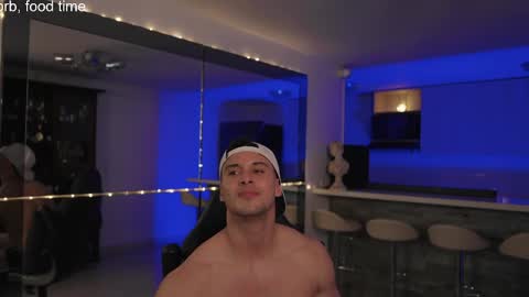 Alan Vidal online show from April 18, 3:41 am