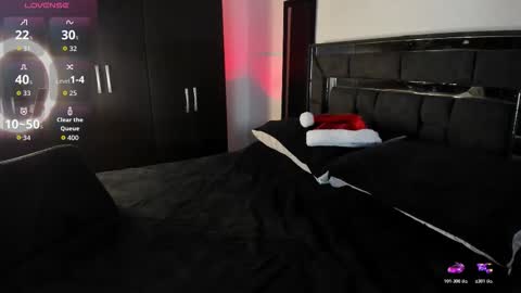 alanblack1 online show from December 23, 12:19 am