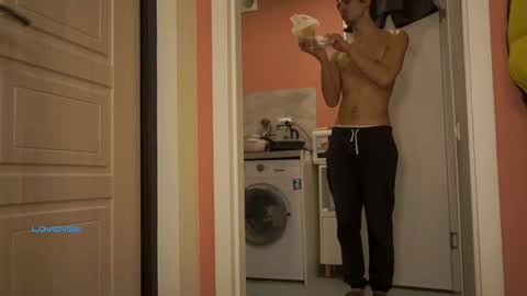 idenavarre online show from January 20, 10:48 pm