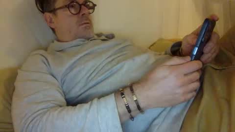 albandant online show from December 21, 10:56 am