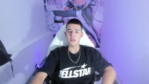 Aleck Boy online show from November 24, 7:04 pm