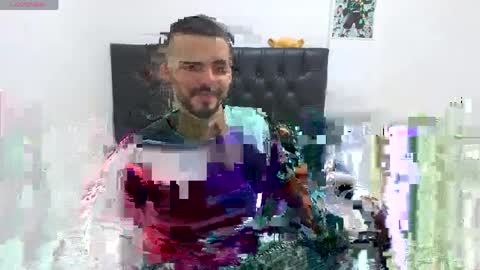 alejandroo_7 online show from April 24, 8:33 pm