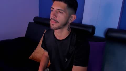 Alejo  online show from October 3, 9:20 pm