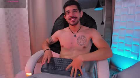 Alejo  online show from December 20, 9:00 pm