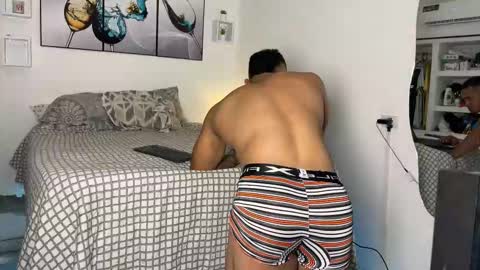 Snapshot of alejo_gero1712 chatting on October 7, 3:21 am Alejo online show from October 7, 3:21 am