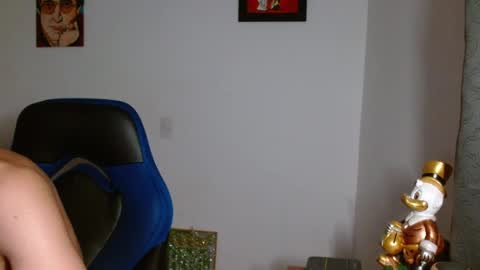 David online show from February 7, 2:08 am