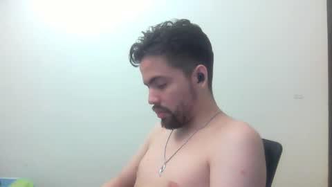 alejo_shy online show from November 28, 5:32 am