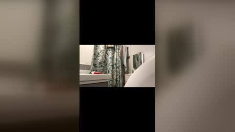 Bigduckandtwonuts online show from December 1, 3:31 am