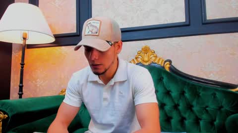 Alessandro King online show from January 28, 12:00 pm