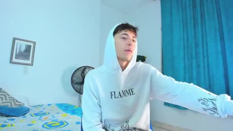 Alessandro Dybala online show from March 27, 12:28 pm