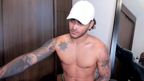 Alessandro Vanni online show from December 22, 3:22 pm