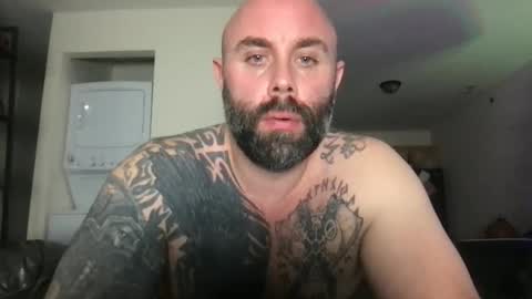 alesterwhite online show from November 23, 1:38 am