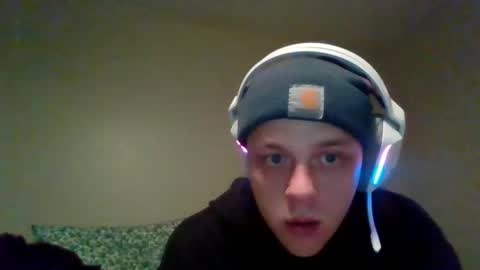 Snapshot of alex69tt chatting on February 6, 9:43 am jointlover online show from February 6, 9:43 am