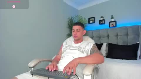 alex online show from April 13, 12:28 pm