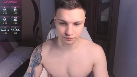 Snapshot of alex_milson chatting on February 1, 11:06 pm alex_milson online show from February 1, 11:06 pm
