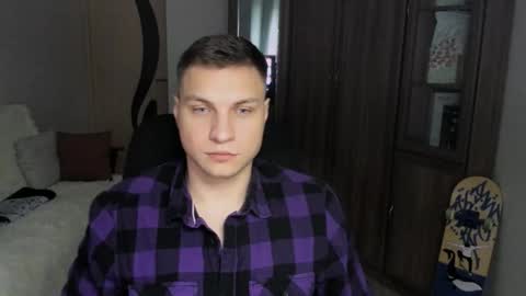 Snapshot of alex_milson chatting on September 9, 7:57 pm alex_milson online show from September 9, 7:57 pm