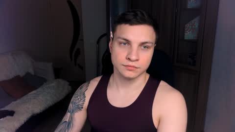 Snapshot of alex_milson chatting on January 20, 4:23 pm alex_milson online show from January 20, 4:23 pm