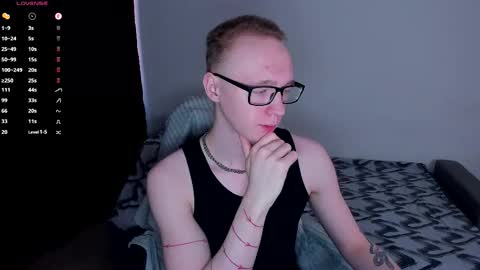 alex_silent online show from March 17, 2:37 am