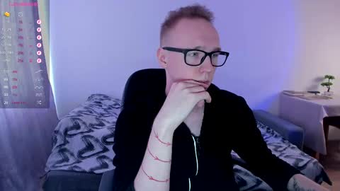 alex_silent online show from March 5, 10:00 am