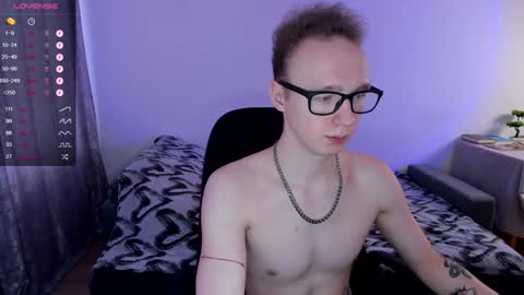 alex_silent online show from February 7, 10:29 am