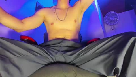     online show from December 1, 8:34 pm