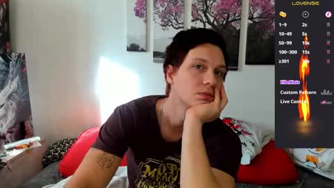 Alex WandHot online show from October 28, 7:55 am