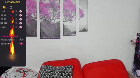 Alex WandHot online show from December 17, 12:45 pm