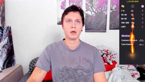 Snapshot of alex_wandhot chatting on October 20, 5:00 am Alex WandHot online show from October 20, 5:00 am