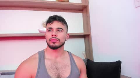 alex_wolf05 online show from March 10, 7:20 pm