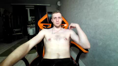 Snapshot of alexfox2018 chatting on March 4, 10:27 pm Alex online show from March 4, 10:27 pm