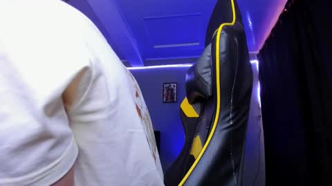 alexgiraldo__ online show from November 26, 6:22 pm